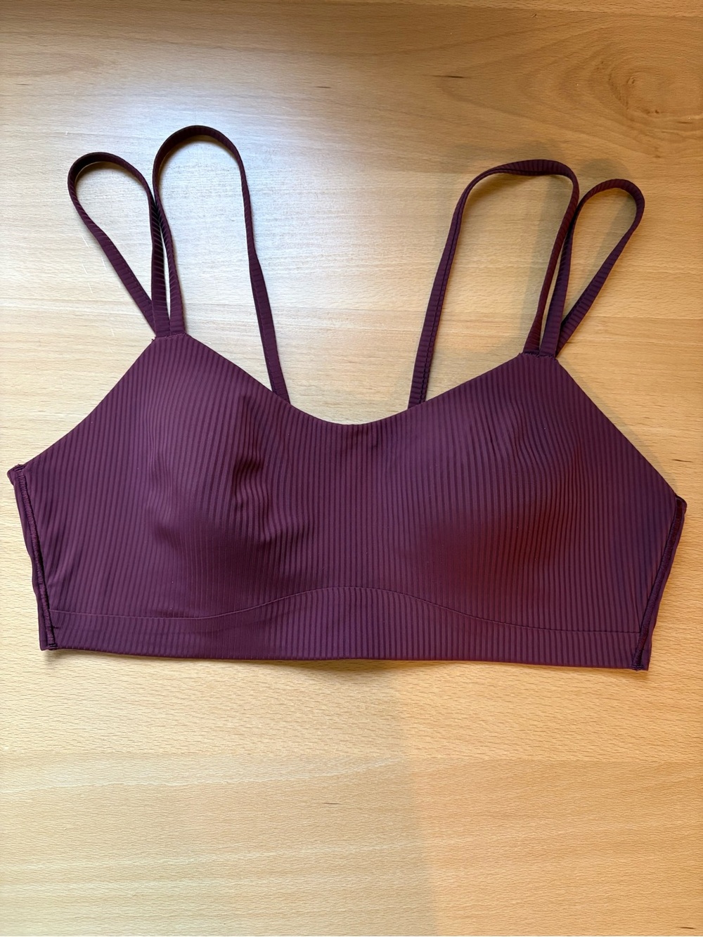 lululemon like a cloud Ribbed Sports Bra in Burgundy B/C cup